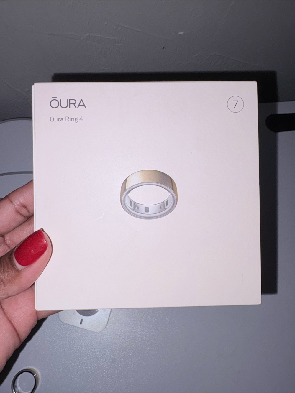 Oura Ring 4 - Gold Tone size 7